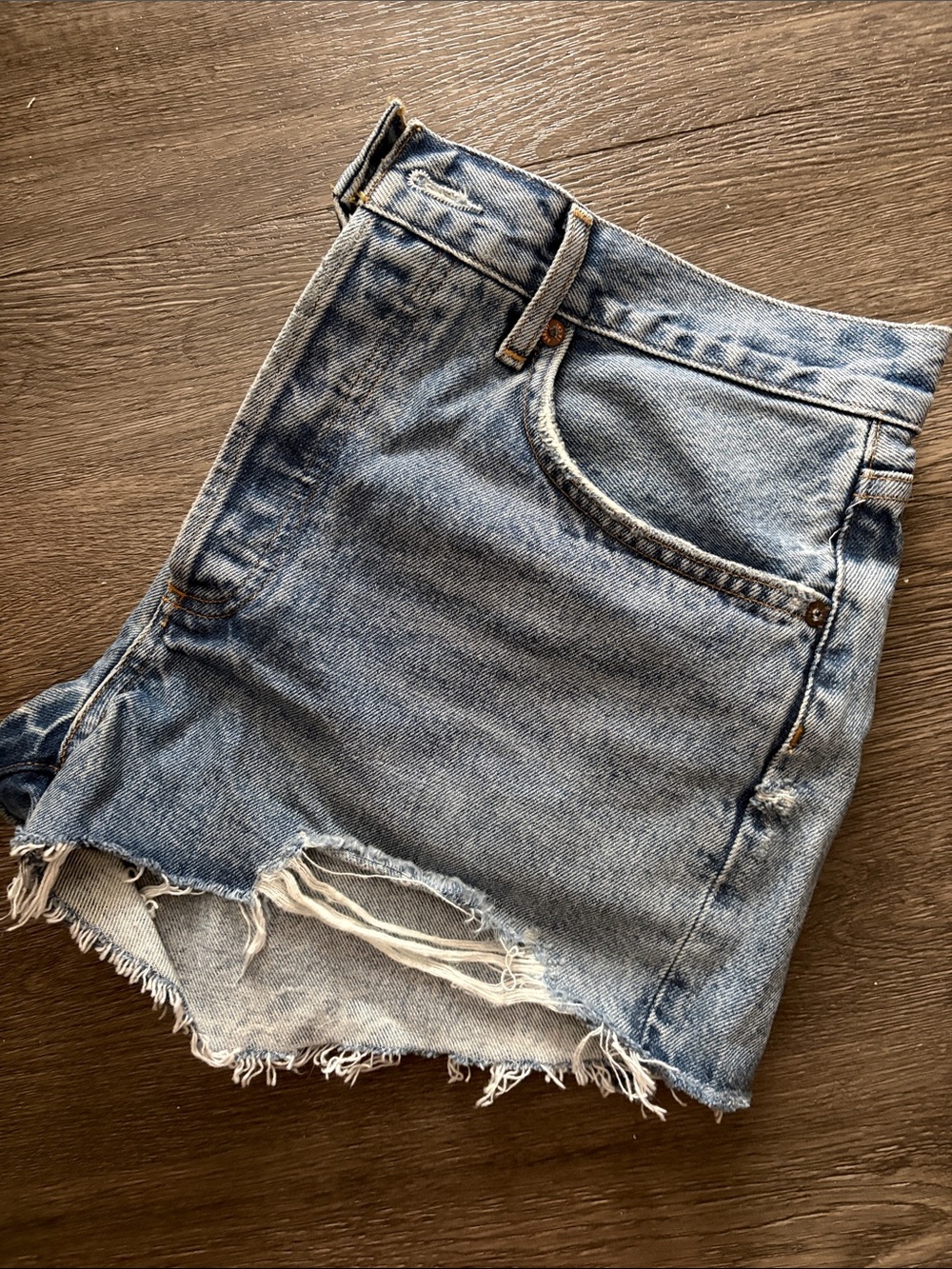 Agolde Light Wash Distressed Jean Shorts - Picture 4 of 6